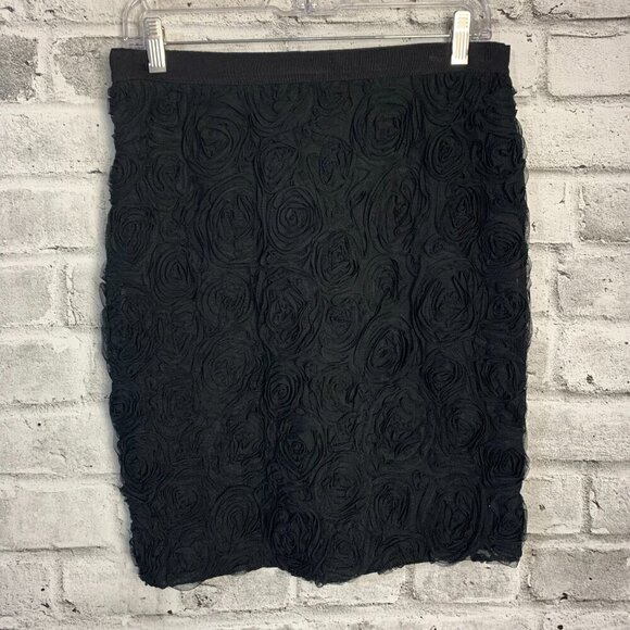 Banana Republic Black Floral Textured Rosette Chiffon Pencil Skirt - Picture 4 of 13